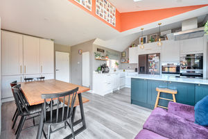 Kitchen/diner- click for photo gallery